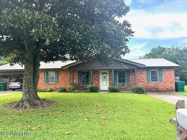 4604 Ingalls Avenue, Pascagoula, MS 39581
