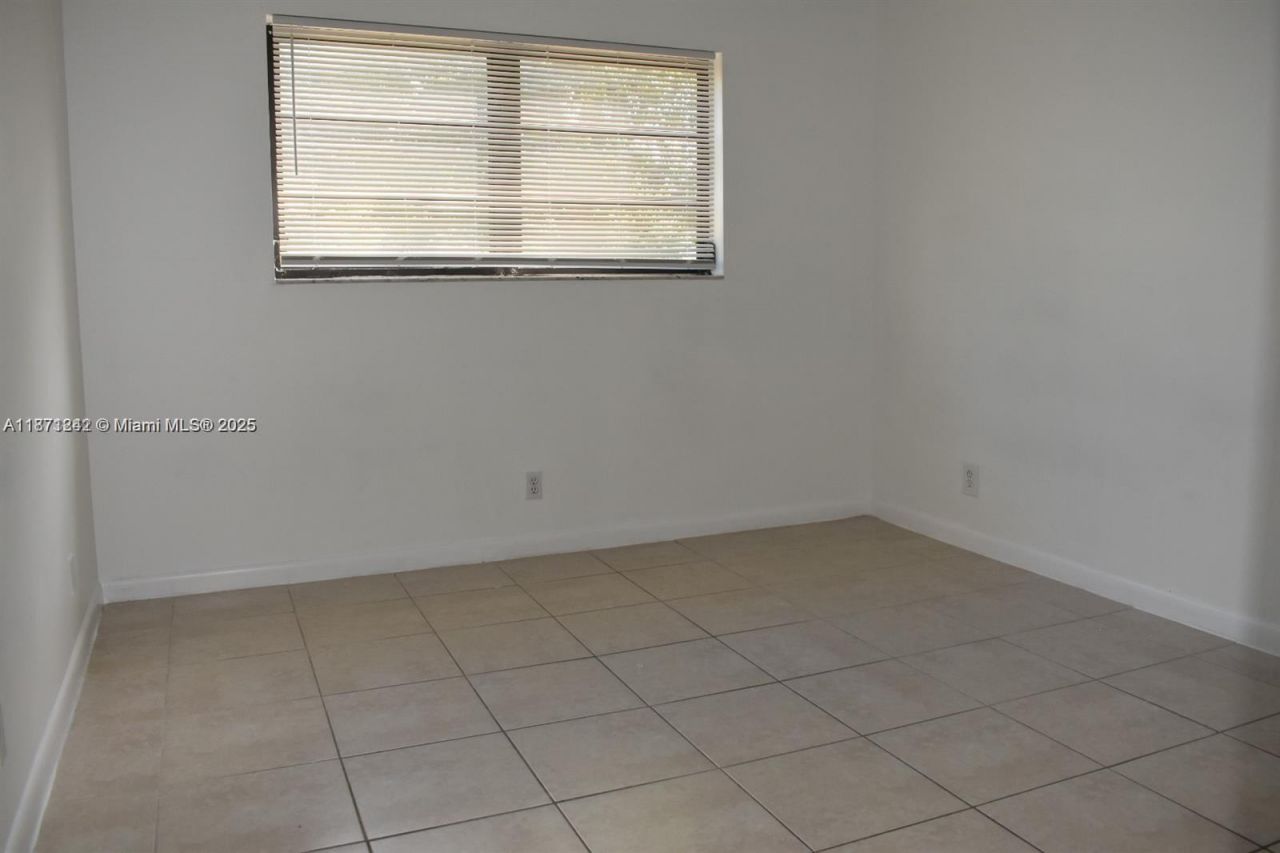 9150 NW 38th Dr, Unit 110, Coral Springs, FL 33065 Photo