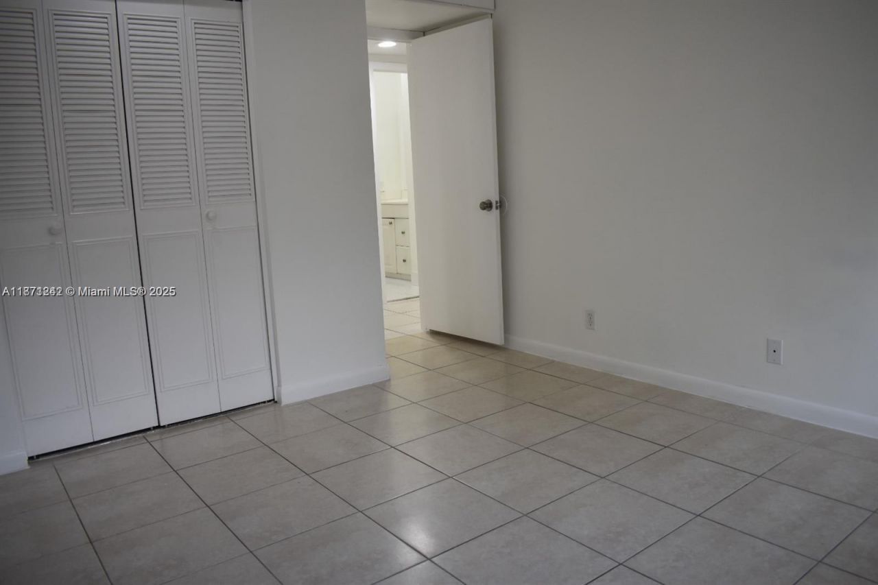 9150 NW 38th Dr, Unit 110, Coral Springs, FL 33065 Photo