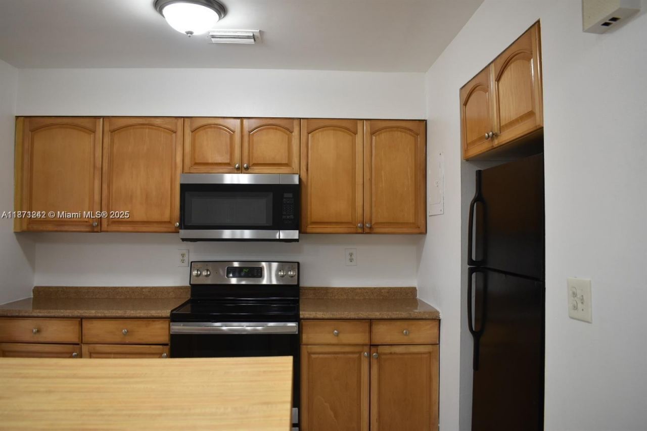 9150 NW 38th Dr, Unit 110, Coral Springs, FL 33065 Photo