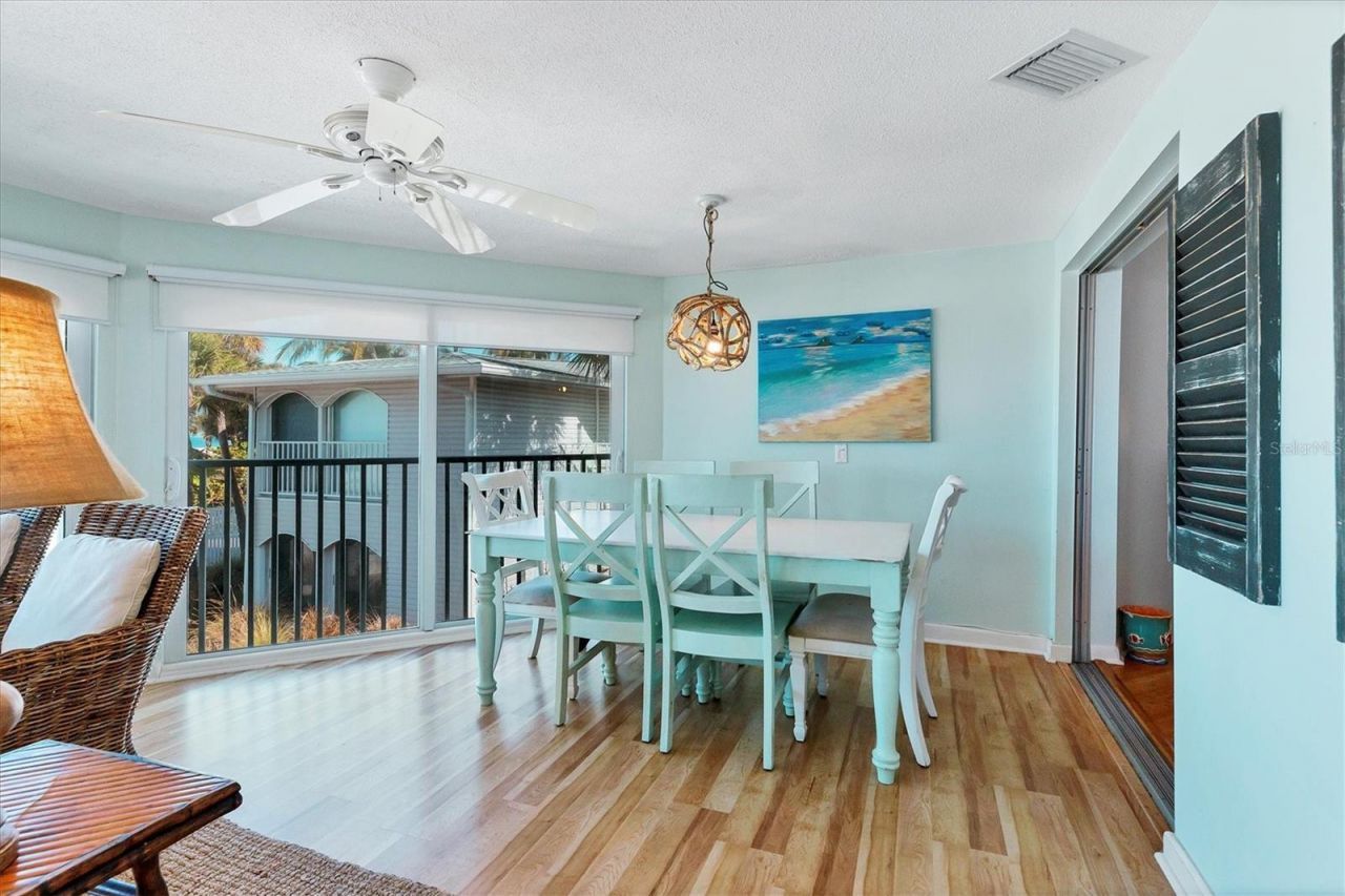 1336 Benjamin Franklin Drive, Unit F2, Sarasota, FL 34236 Photo