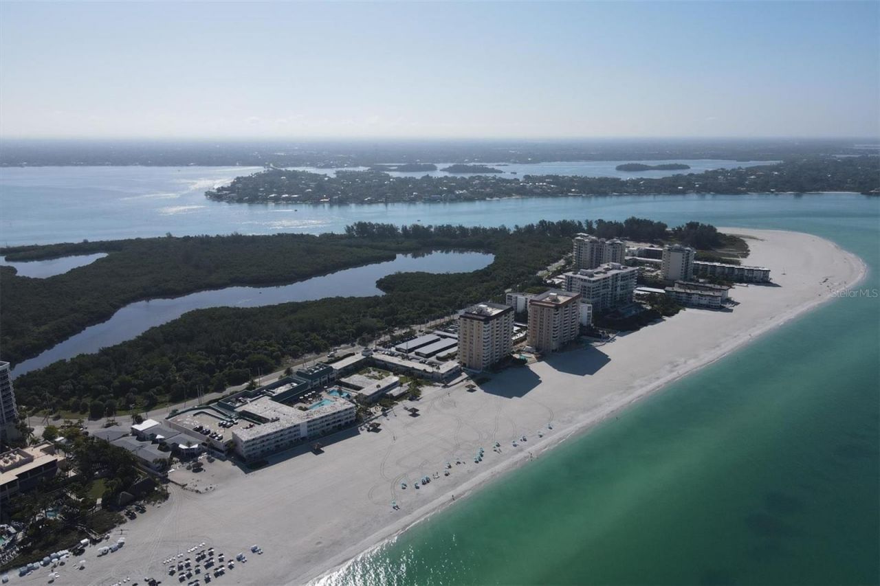 1336 Benjamin Franklin Drive, Unit F2, Sarasota, FL 34236 Photo