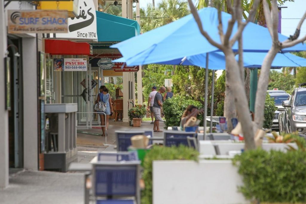 1336 Benjamin Franklin Drive, Unit F2, Sarasota, FL 34236 Photo