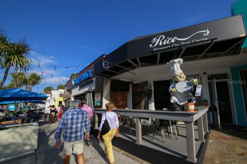 1336 Benjamin Franklin Drive, Unit F2, Sarasota, FL 34236 Photo