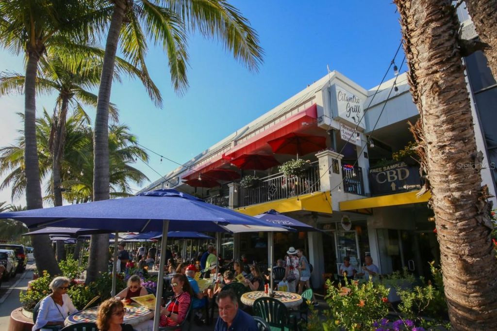 1336 Benjamin Franklin Drive, Unit F2, Sarasota, FL 34236 Photo