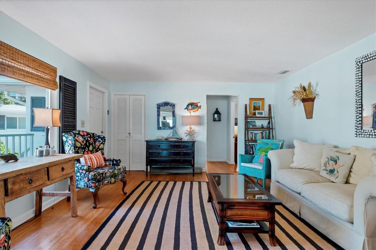 1336 Benjamin Franklin Drive, Unit F2, Sarasota, FL 34236 Photo