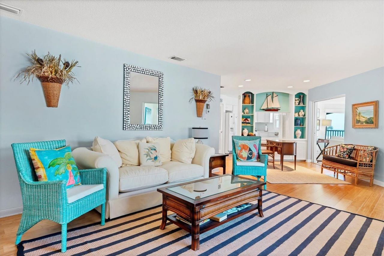 1336 Benjamin Franklin Drive, Unit F2, Sarasota, FL 34236 Photo