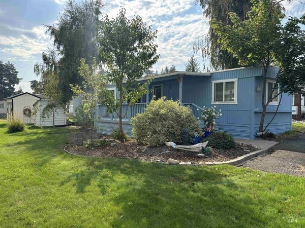411 N Almon, Unit 205, Moscow, ID 83843