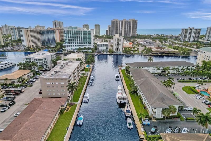 2895 NE 32nd Street, Unit 206, Fort Lauderdale, FL 33306 Photo