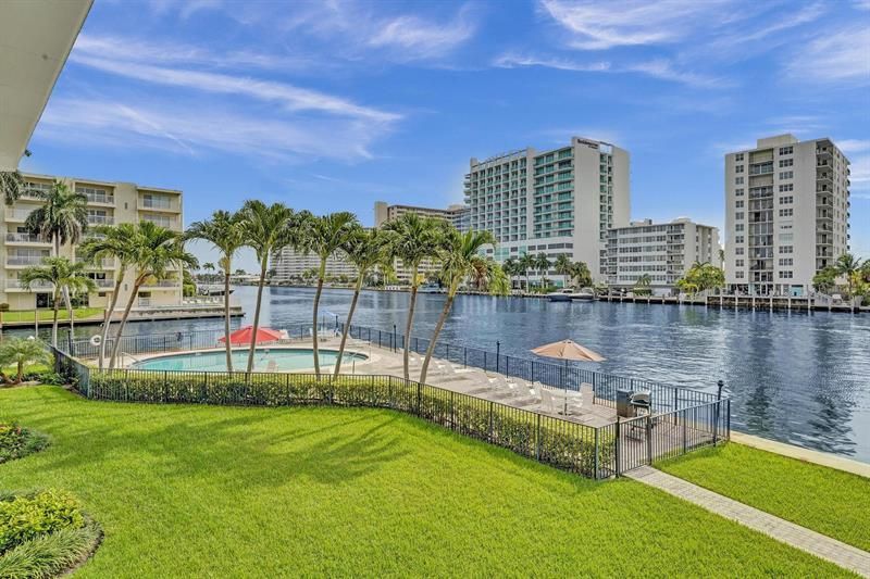 2895 NE 32nd Street, Unit 206, Fort Lauderdale, FL 33306 Photo