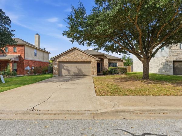 123 Aguilar DR, Hutto, TX 78634