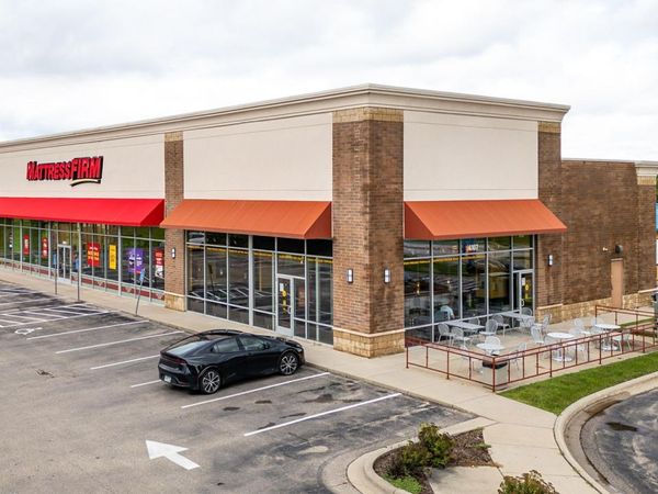 4107 E Frontage Road NW, Rochester, MN 55901