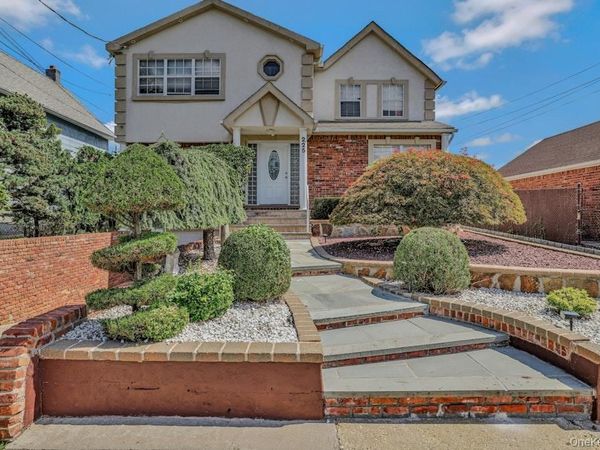 225 Rushmore Avenue, Carle Place, NY 11514