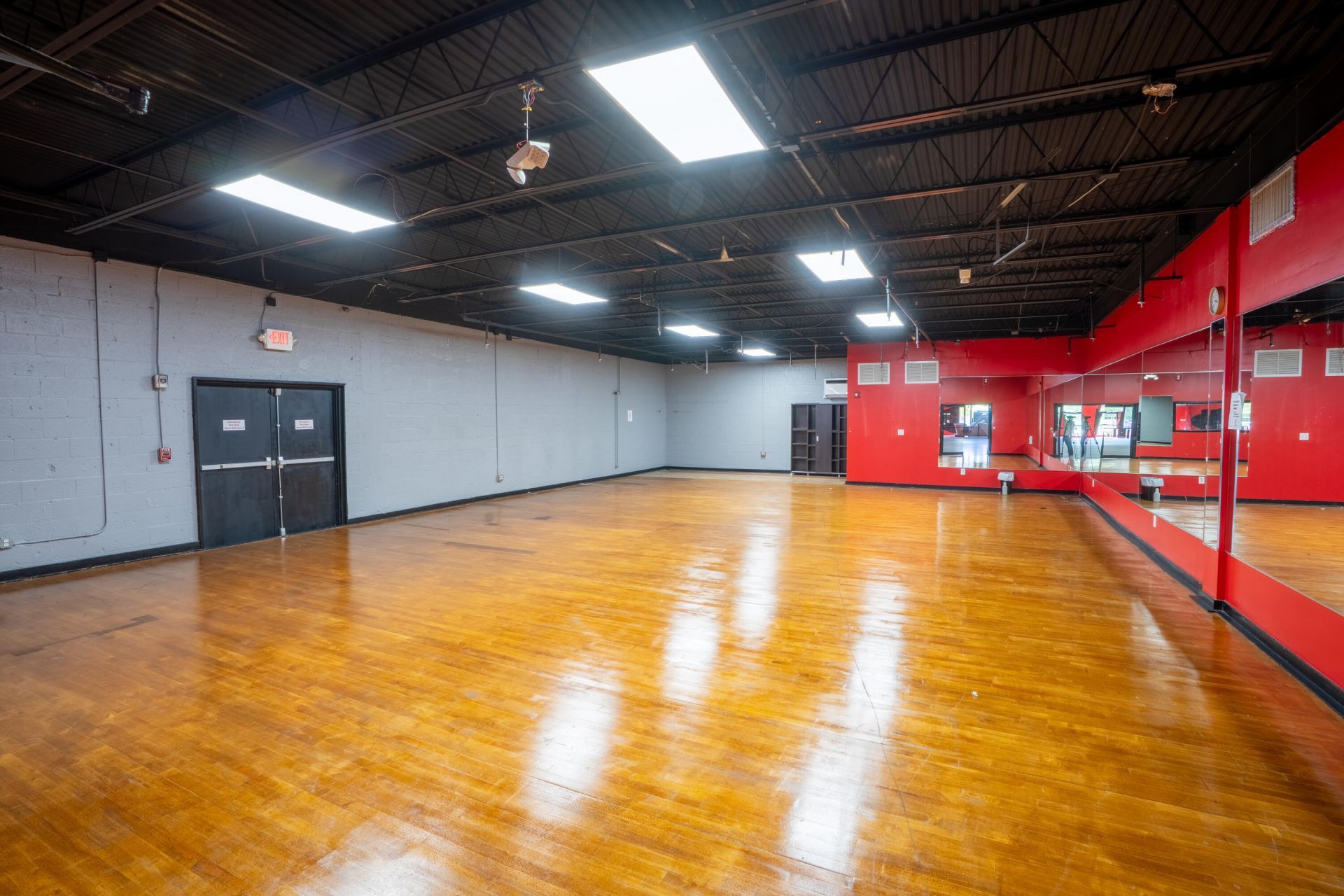 2223 Palm Beach Lakes Boulevard, West Palm Beach, FL 33409 Photo