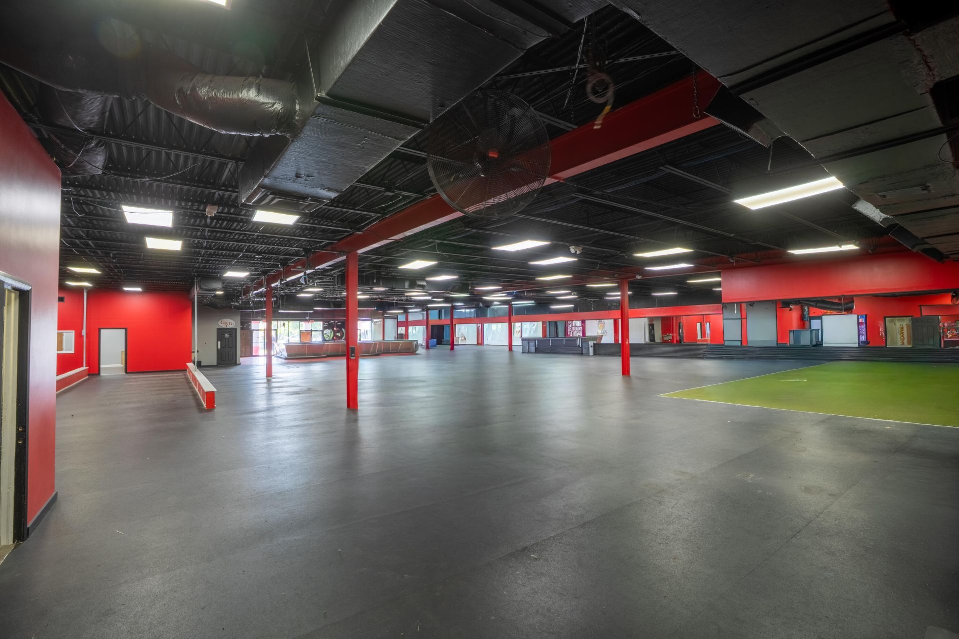 2223 Palm Beach Lakes Boulevard, West Palm Beach, FL 33409 Photo