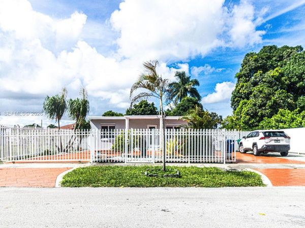 15600 NW 157th St Rd, Miami Gardens, FL 33054