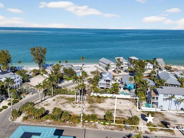 812 N BAY BOULEVARD, ANNA MARIA, FL 34216