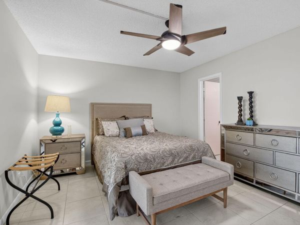 1037 Berkshire B, Deerfield Beach, FL 33442