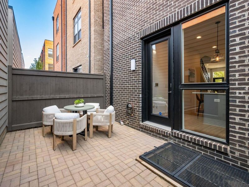 274 Cornelius Street, Columbus, OH 43215 Photo 19