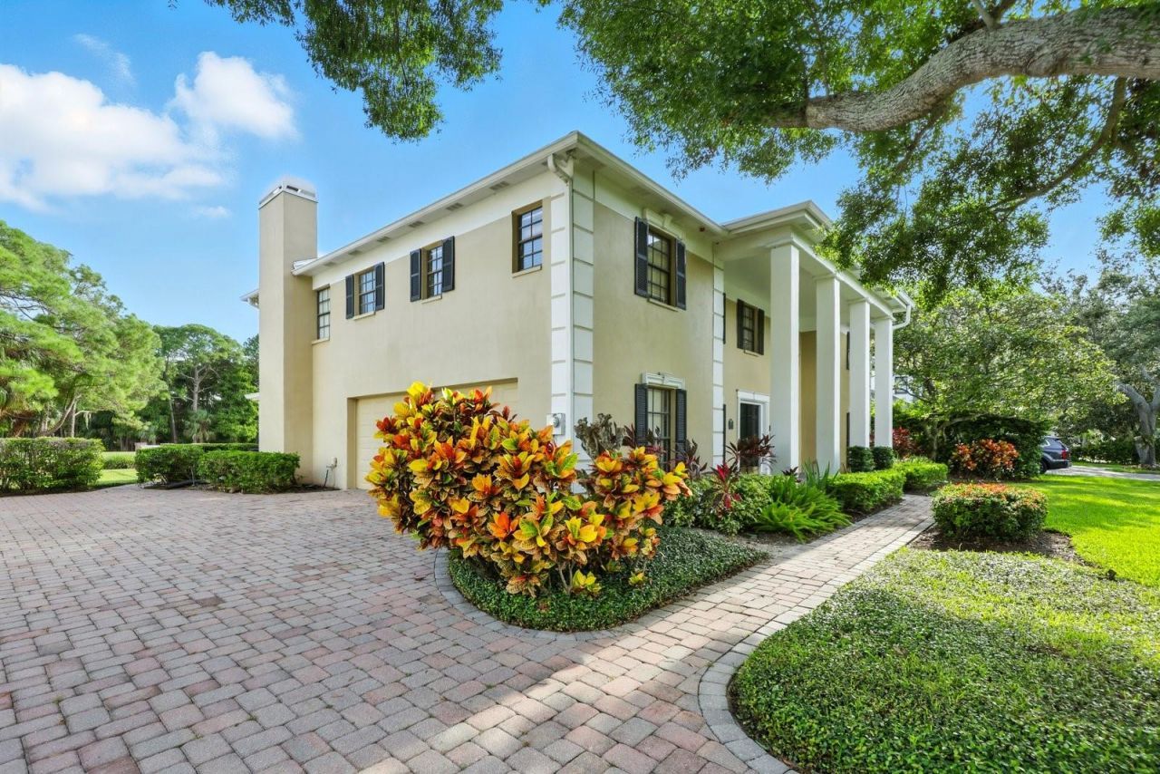 2932 Sandpiper Place, Clearwater, FL 33762 Photo