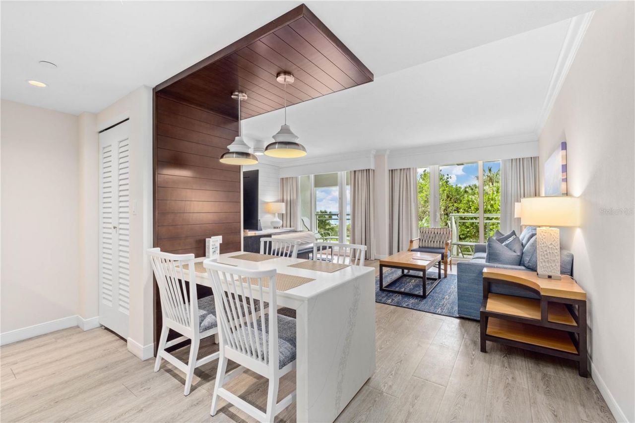 240 Sands Point Road, Unit 4102, Longboat Key, FL 34228 Photo