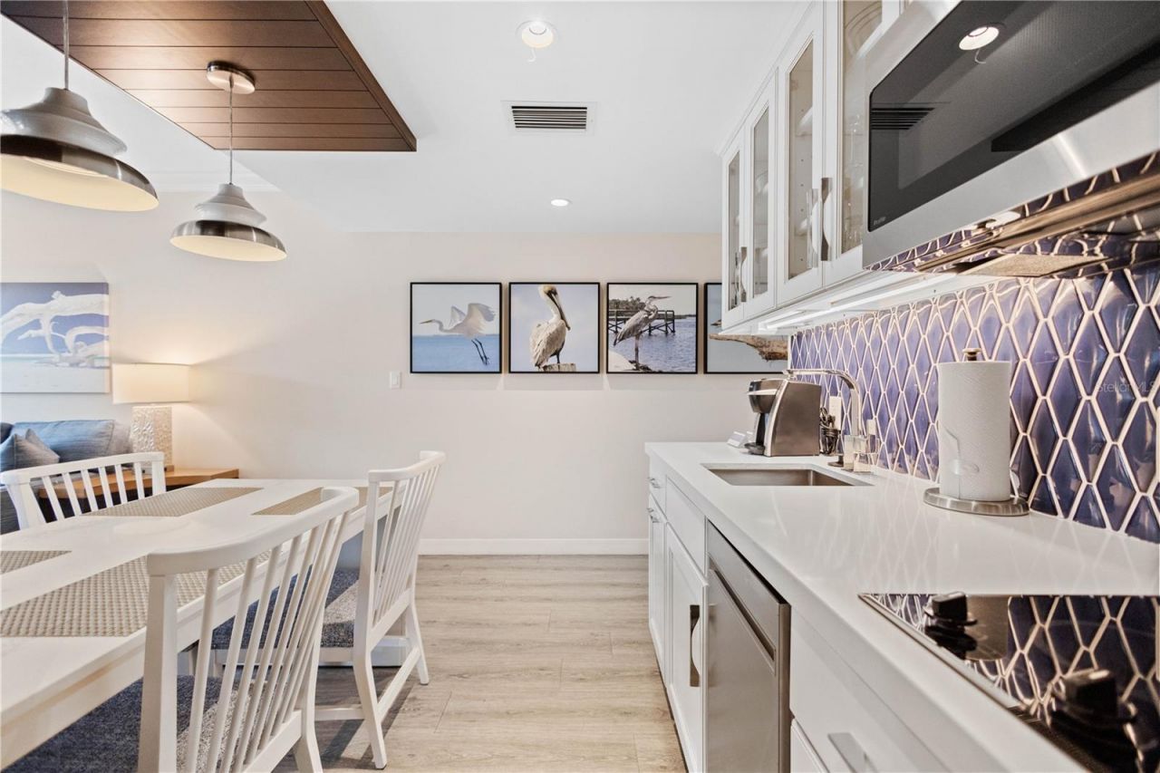 240 Sands Point Road, Unit 4102, Longboat Key, FL 34228 Photo