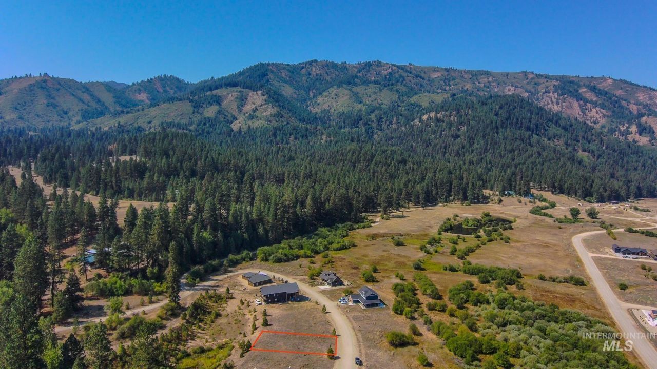 Blk 8 Lot 6 Wapiti Ct, Garden Valley, ID 83622 Main Photo