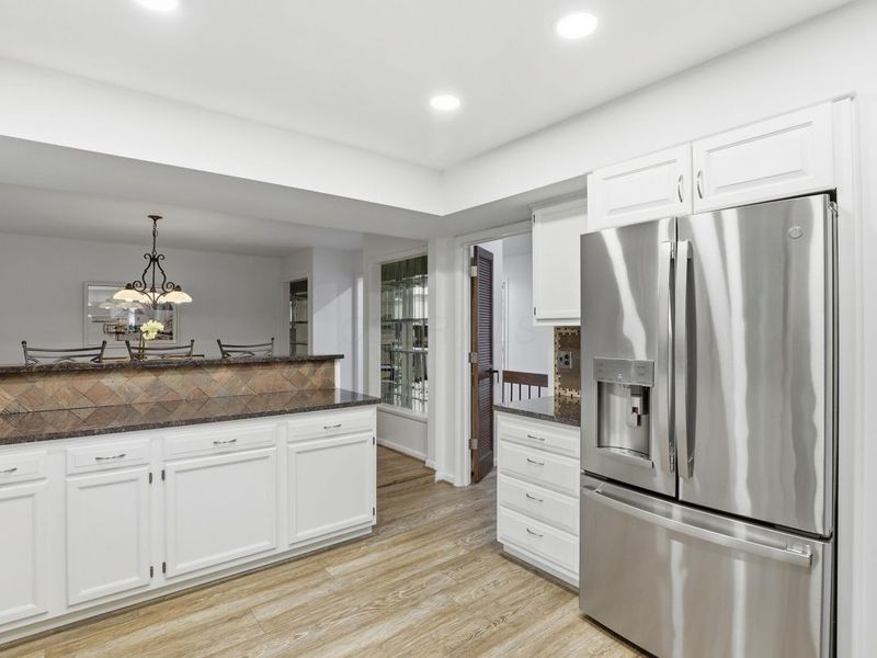 941 Clubview Boulevard S, Columbus, OH 43235 Photo 14