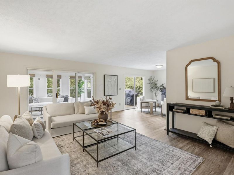 941 Clubview Boulevard S, Columbus, OH 43235 Photo 5