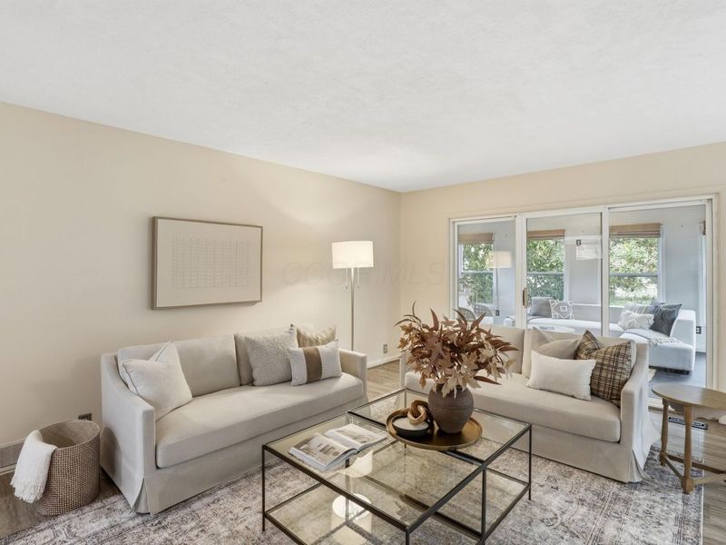 941 Clubview Boulevard S, Columbus, OH 43235 Photo 6