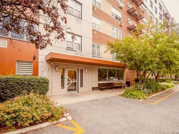 1 Balint Drive, Unit 366, Yonkers, NY 10710
