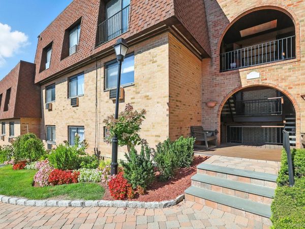 348 Central Park Avenue, Unit C15, Scarsdale, NY 10583