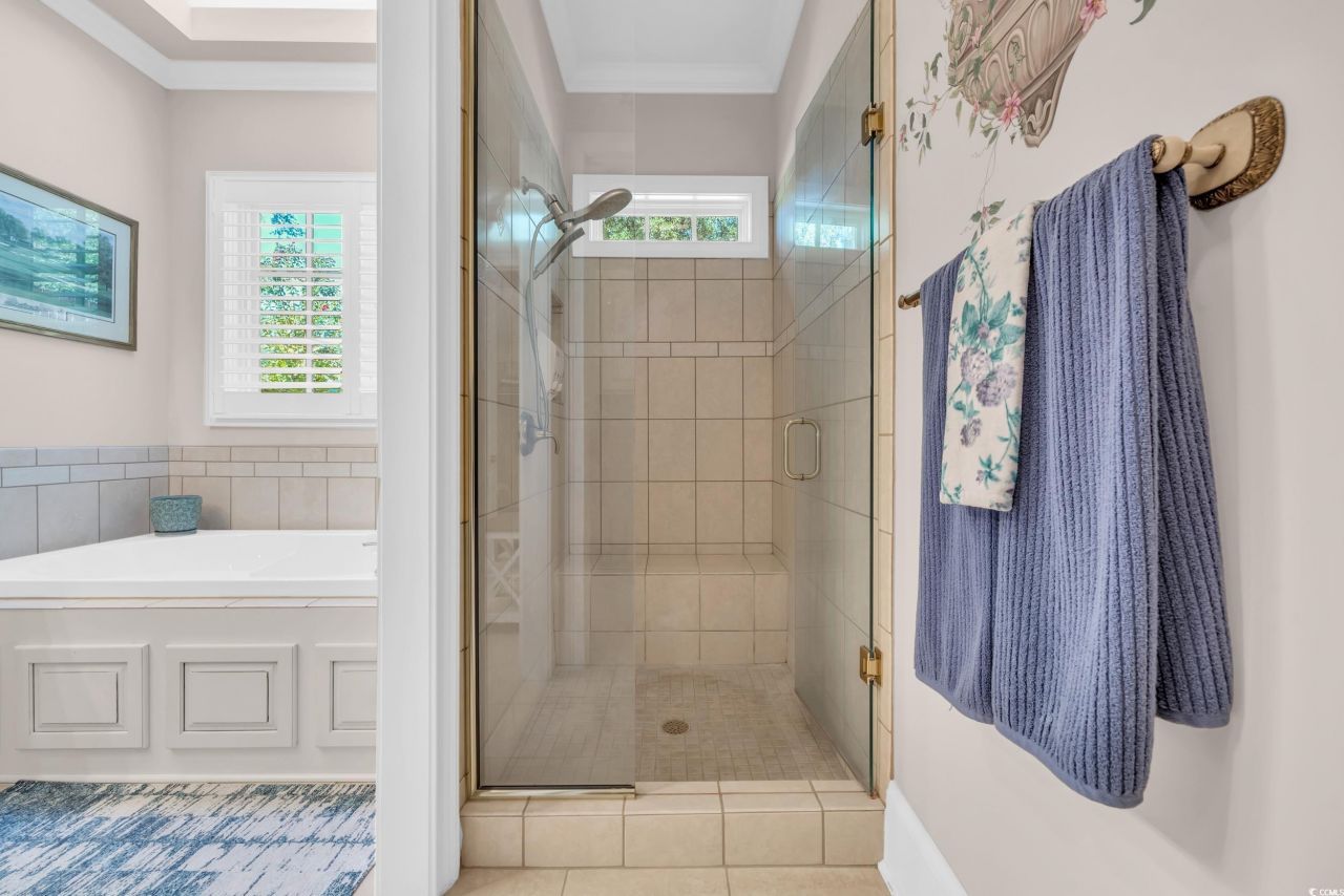 95 Harbor Club Dr. Photo 31