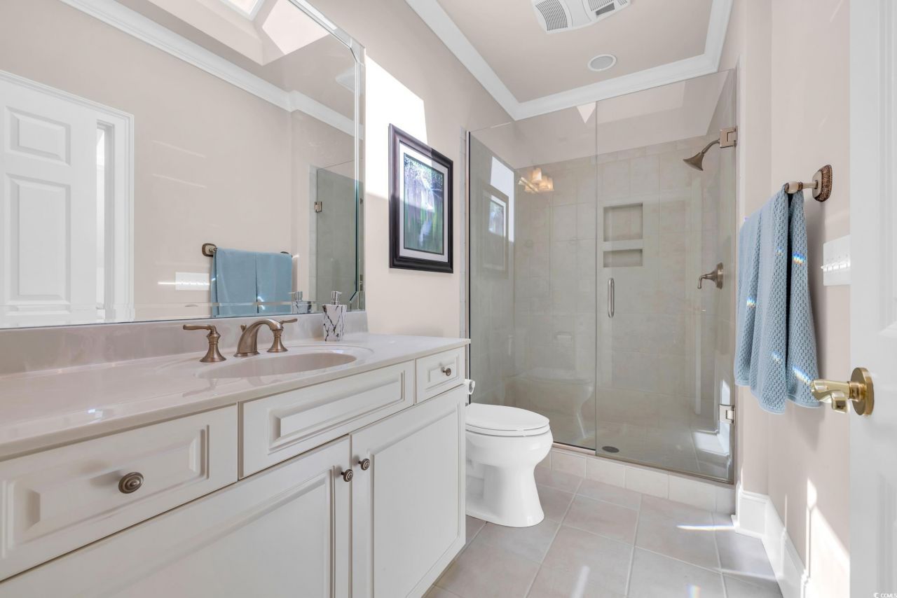 95 Harbor Club Dr. Photo 37