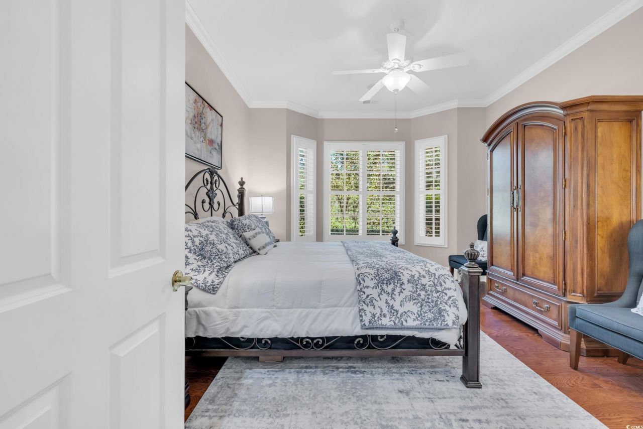 95 Harbor Club Dr. Photo 5