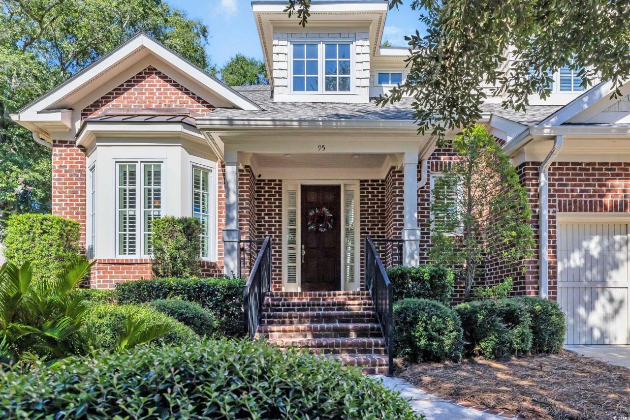 95 Harbor Club Dr. Photo 6