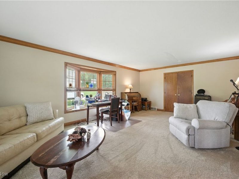 61 Lake Forest Drive, Hudson, OH 44236 Photo 8