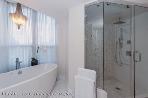 3120 S Ocean Boulevard, Unit 3-202, Palm Beach, FL 33480 Photo
