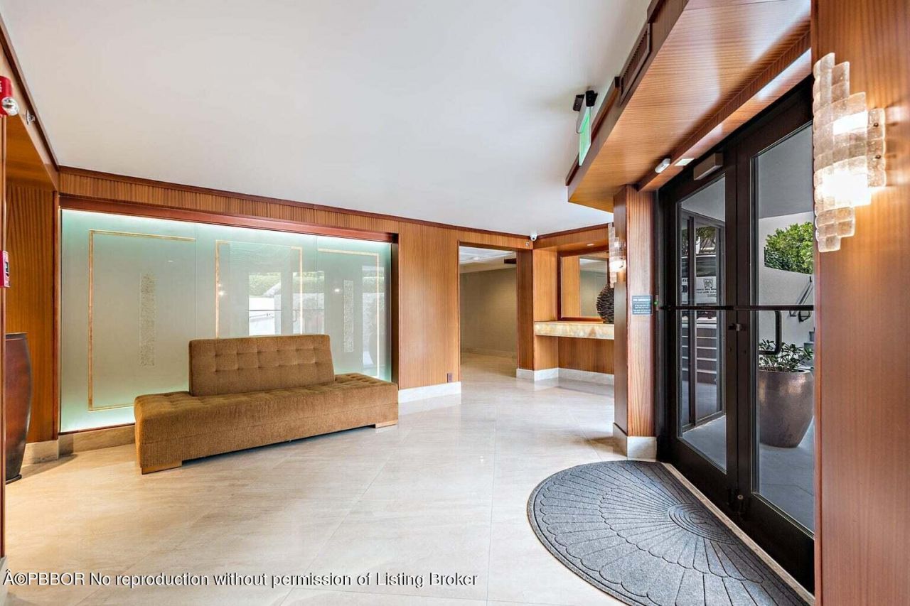 3120 S Ocean Boulevard, Unit 3-202, Palm Beach, FL 33480 Photo