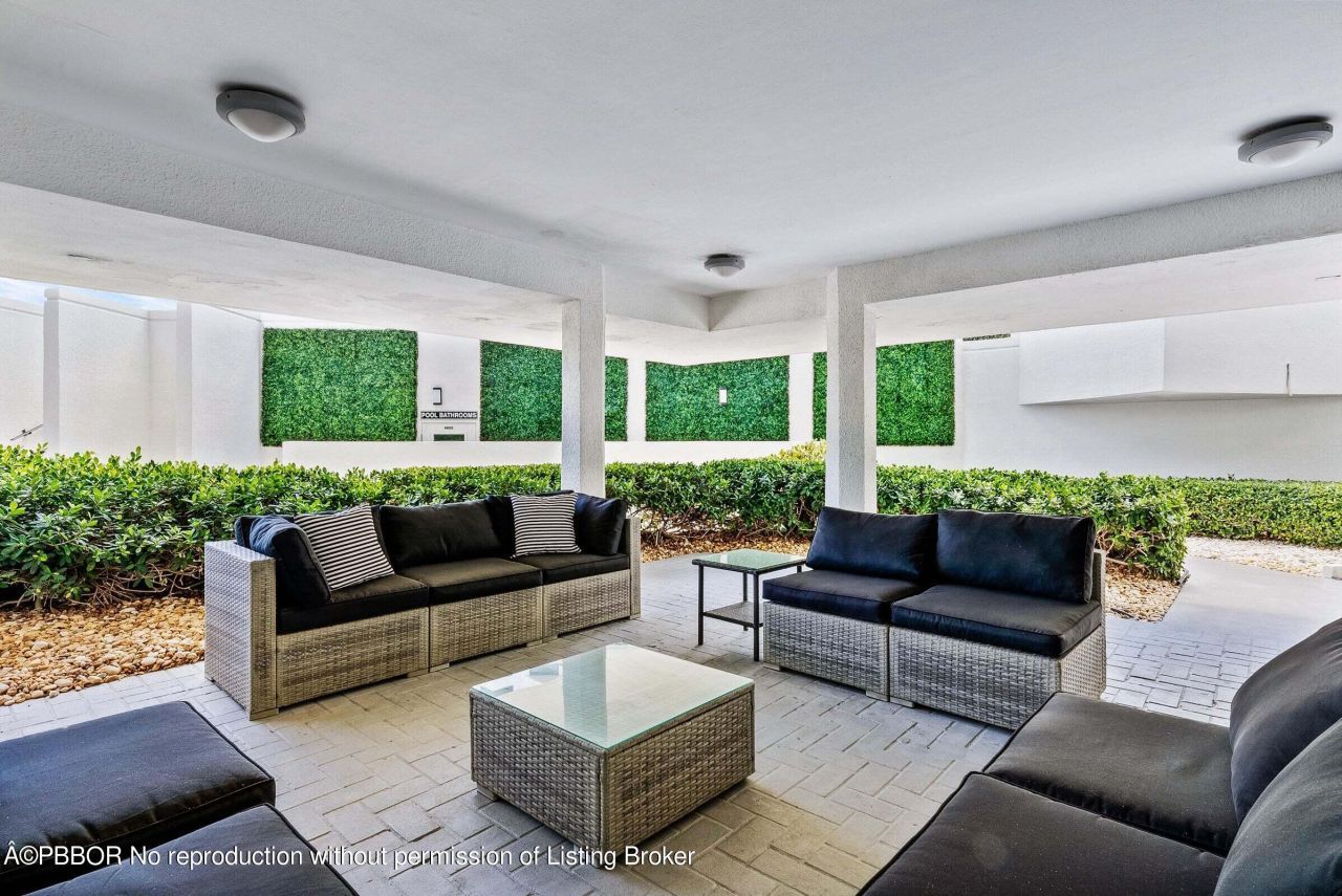 3120 S Ocean Boulevard, Unit 3-202, Palm Beach, FL 33480 Photo