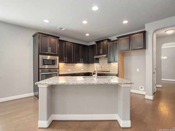 1711 Ayleth Ave., San Antonio, TX 78213