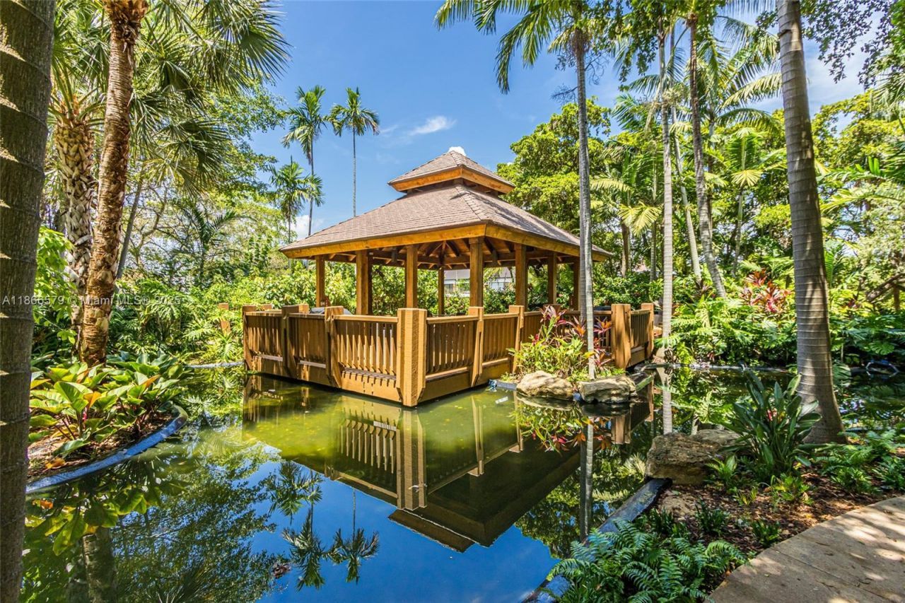 4000 Towerside Ter, Unit 1701, Miami, FL 33138 Photo