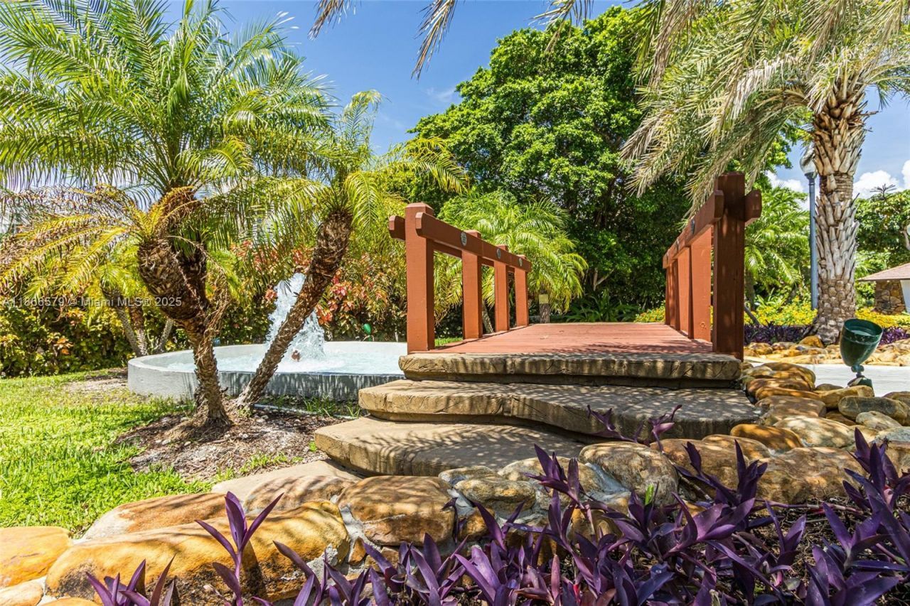 4000 Towerside Ter, Unit 1701, Miami, FL 33138 Photo