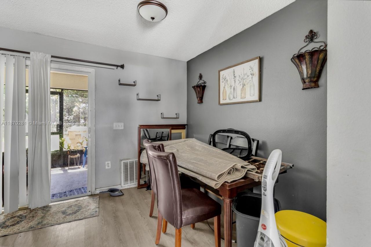 164 Bowie Lane, Kissimmee, FL 34743 Photo