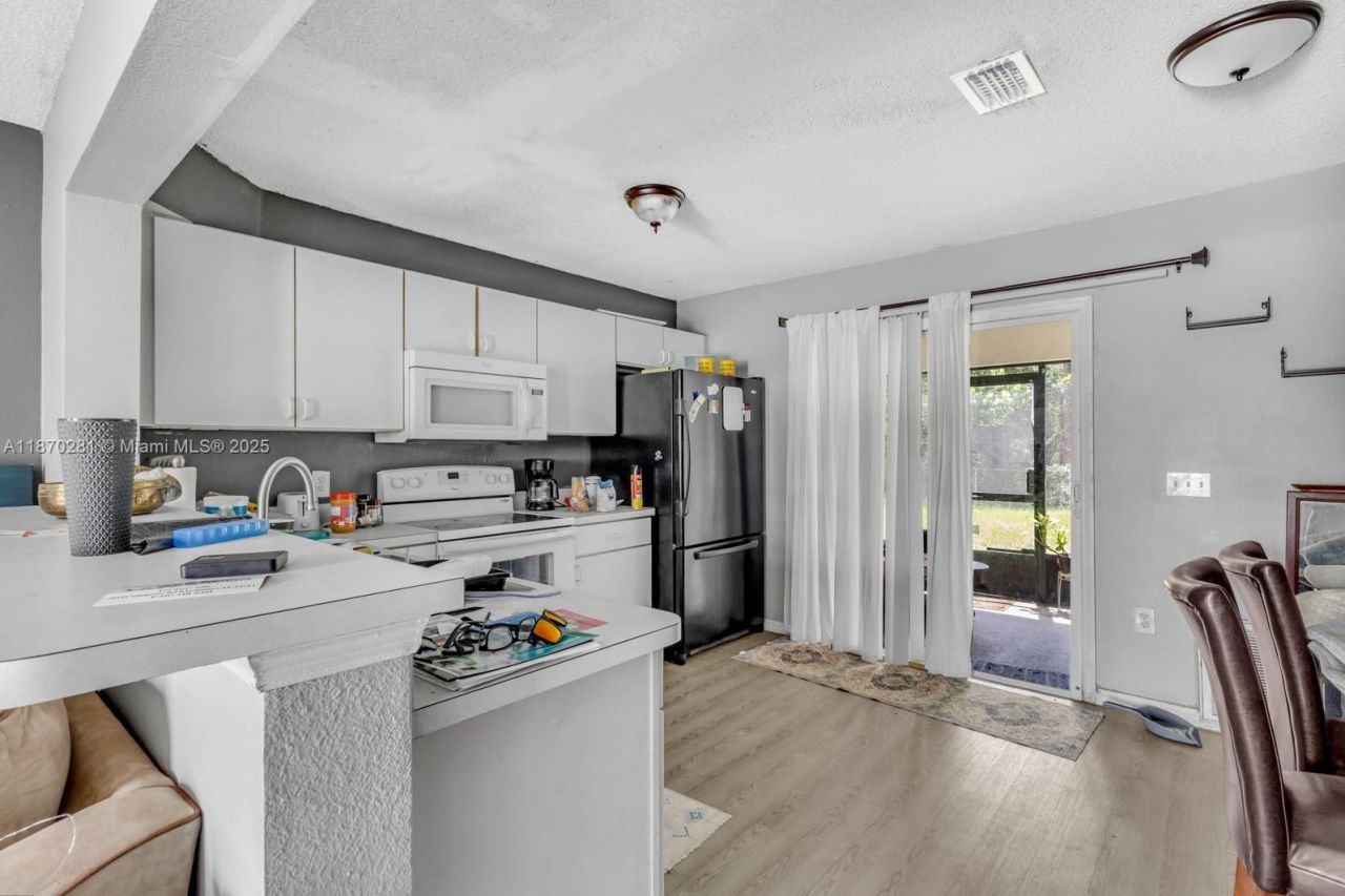 164 Bowie Lane, Kissimmee, FL 34743 Photo