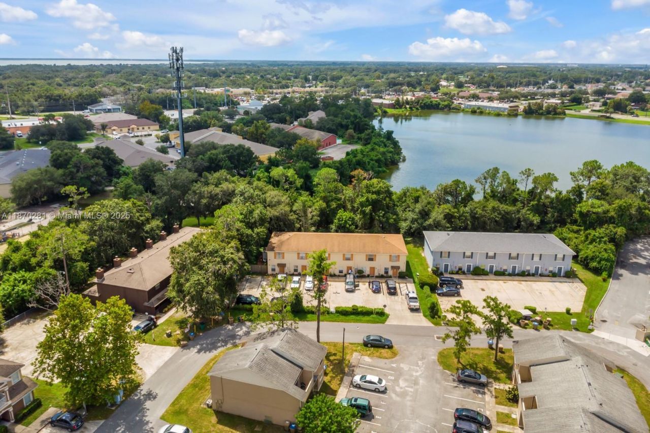 164 Bowie Lane, Kissimmee, FL 34743 Photo