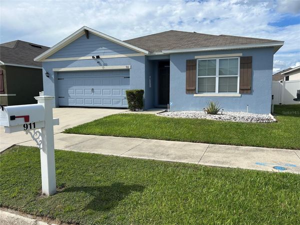 911 WATERVILLE DRIVE, AUBURNDALE, FL 33823