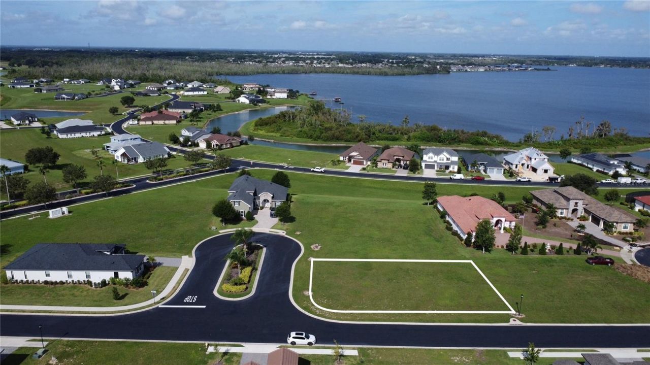 587 Loblolly Place, Auburndale, FL 33823 Photo