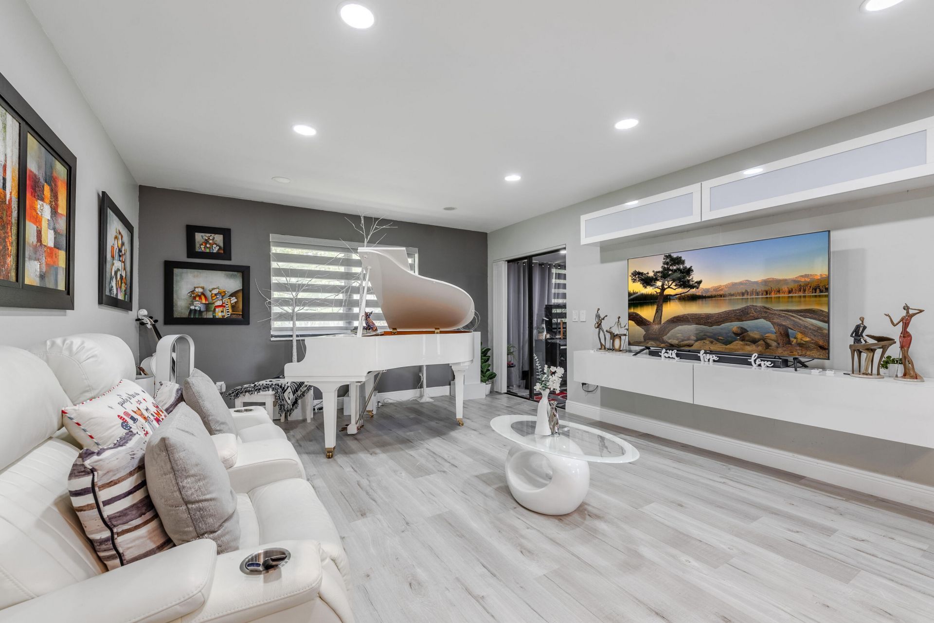 403 Northgate Court, Royal Palm Beach, FL 33411 Photo