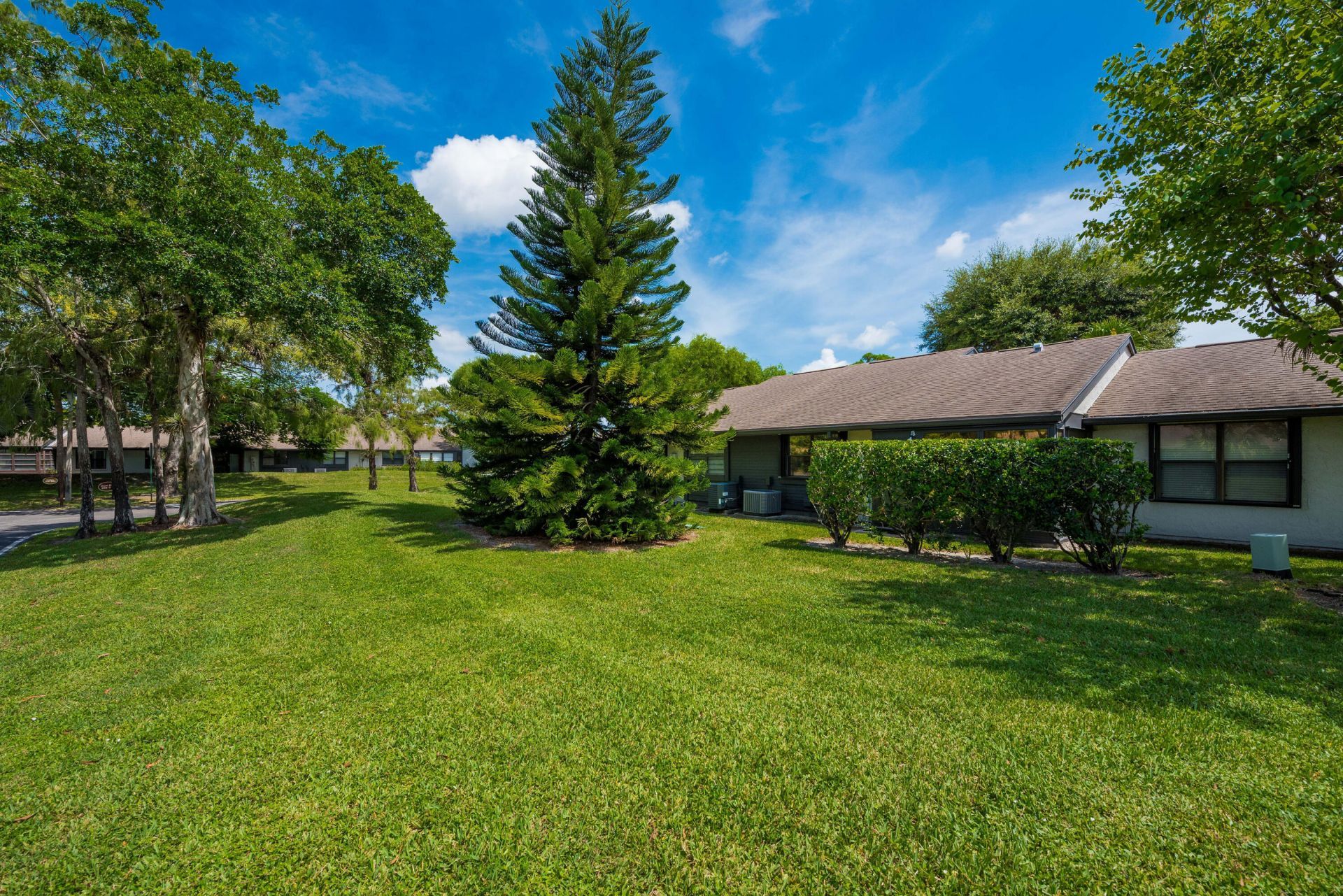 403 Northgate Court, Royal Palm Beach, FL 33411 Photo